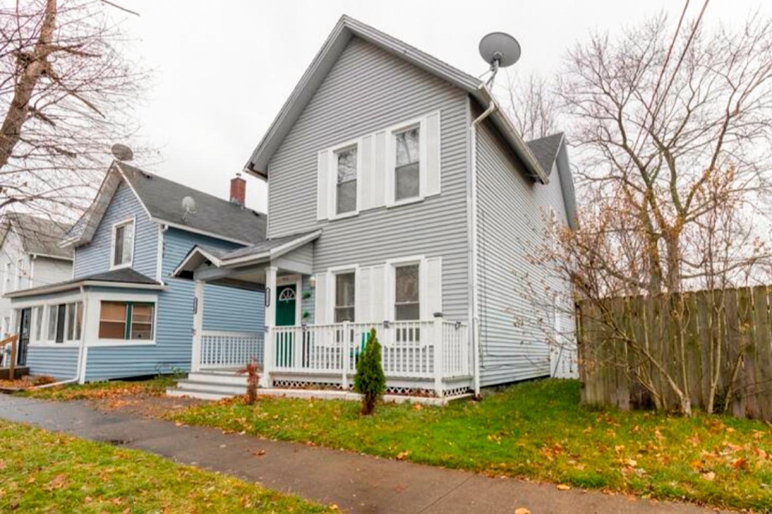 The Tremont Emerald - By Christmas Story House - Historic Charm & Modern Comfort Near Downtown With Parking, 300Mb Wifi & Self Check-In Cleveland Exterior photo